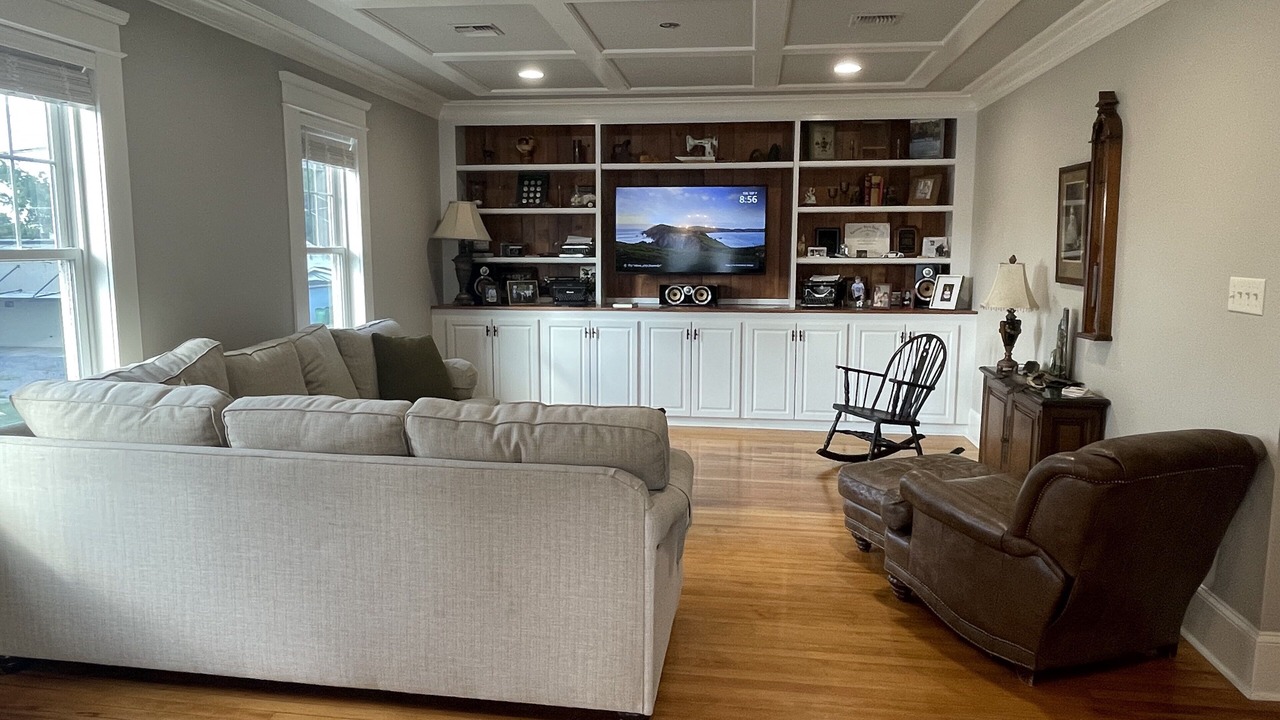 Photo of Bedroom in Crowley
