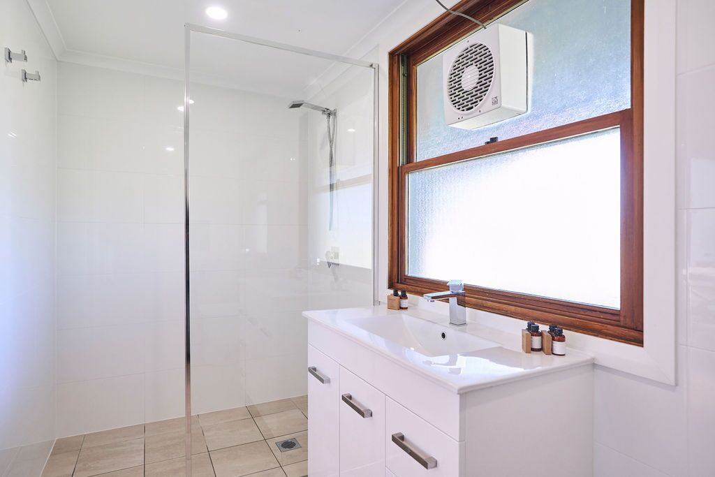 Photo of Bathroom in Lovedale