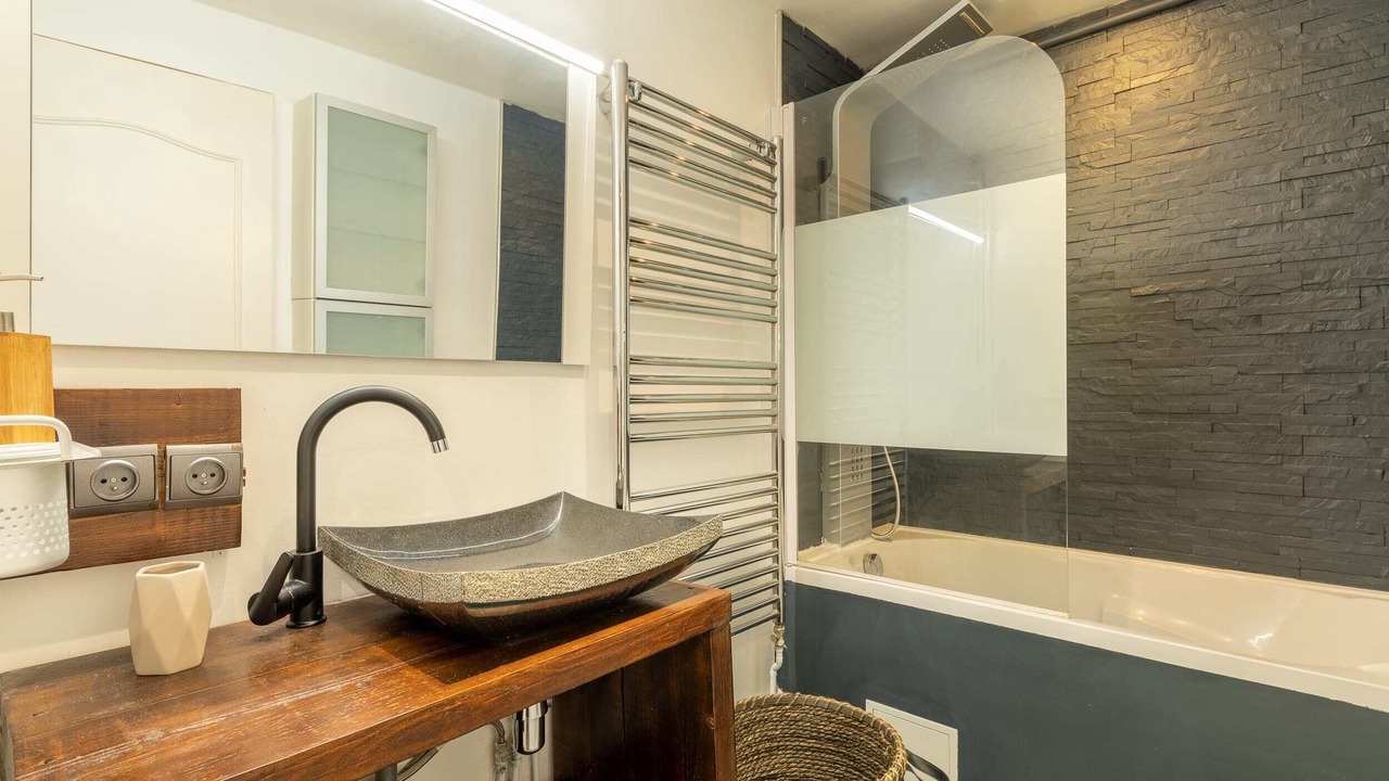 Photo of Bathroom in Voiron