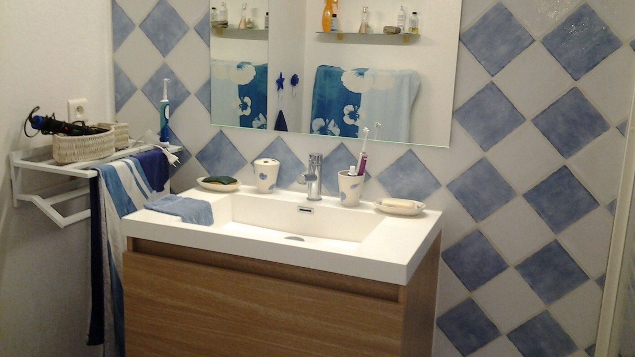 Photo of Bathroom in Gruissan