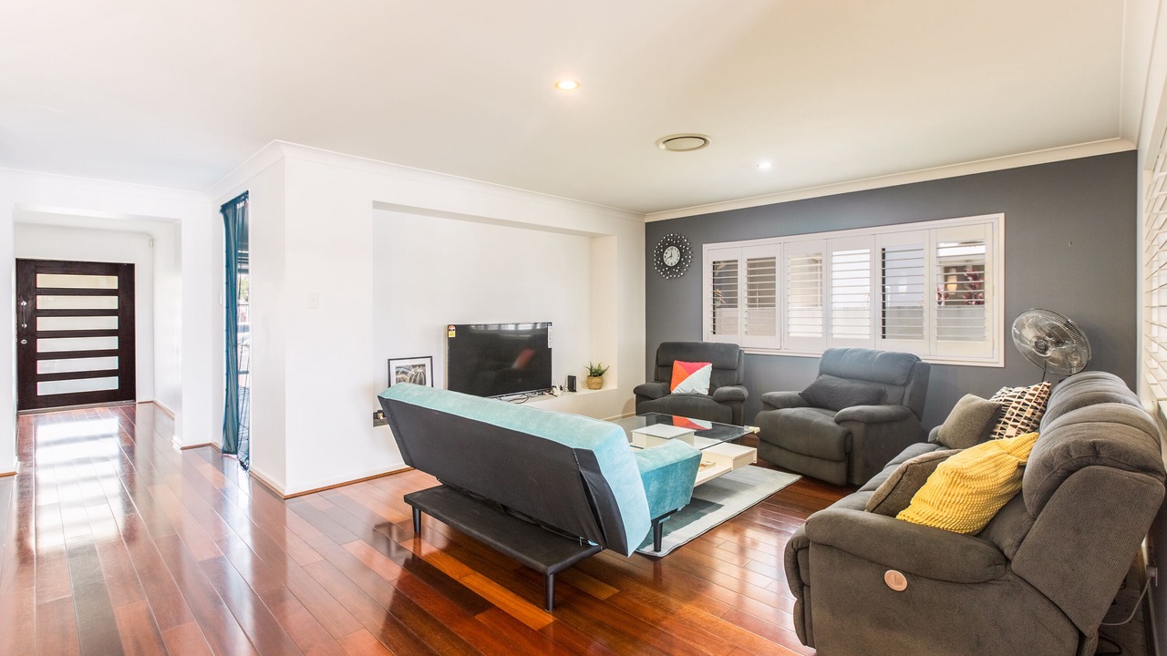 Photo of Livingroom in Biggera Waters