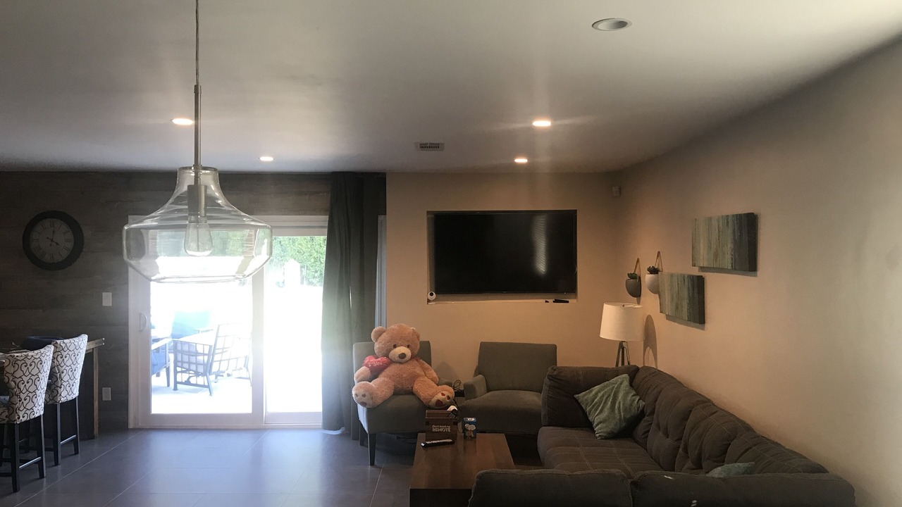 Photo of Livingroom in Canoga Park