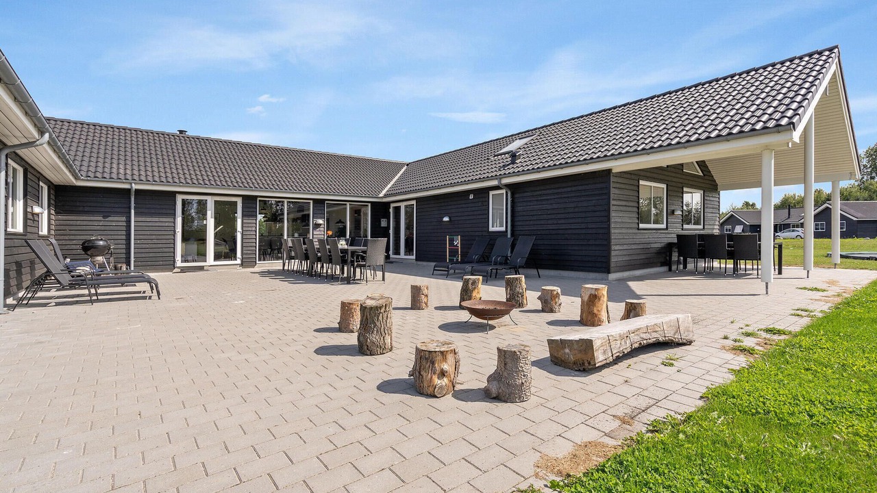 Photo of Others in Bøtø By