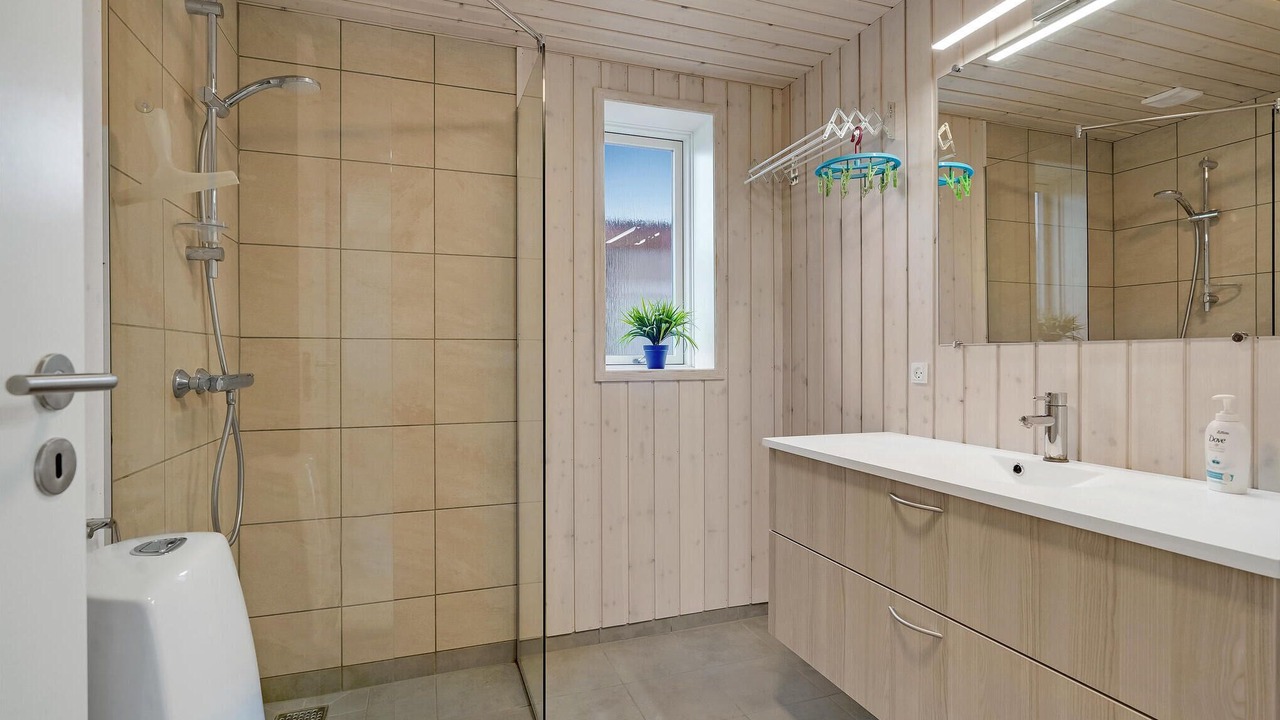 Photo of Bathroom in Faaborg