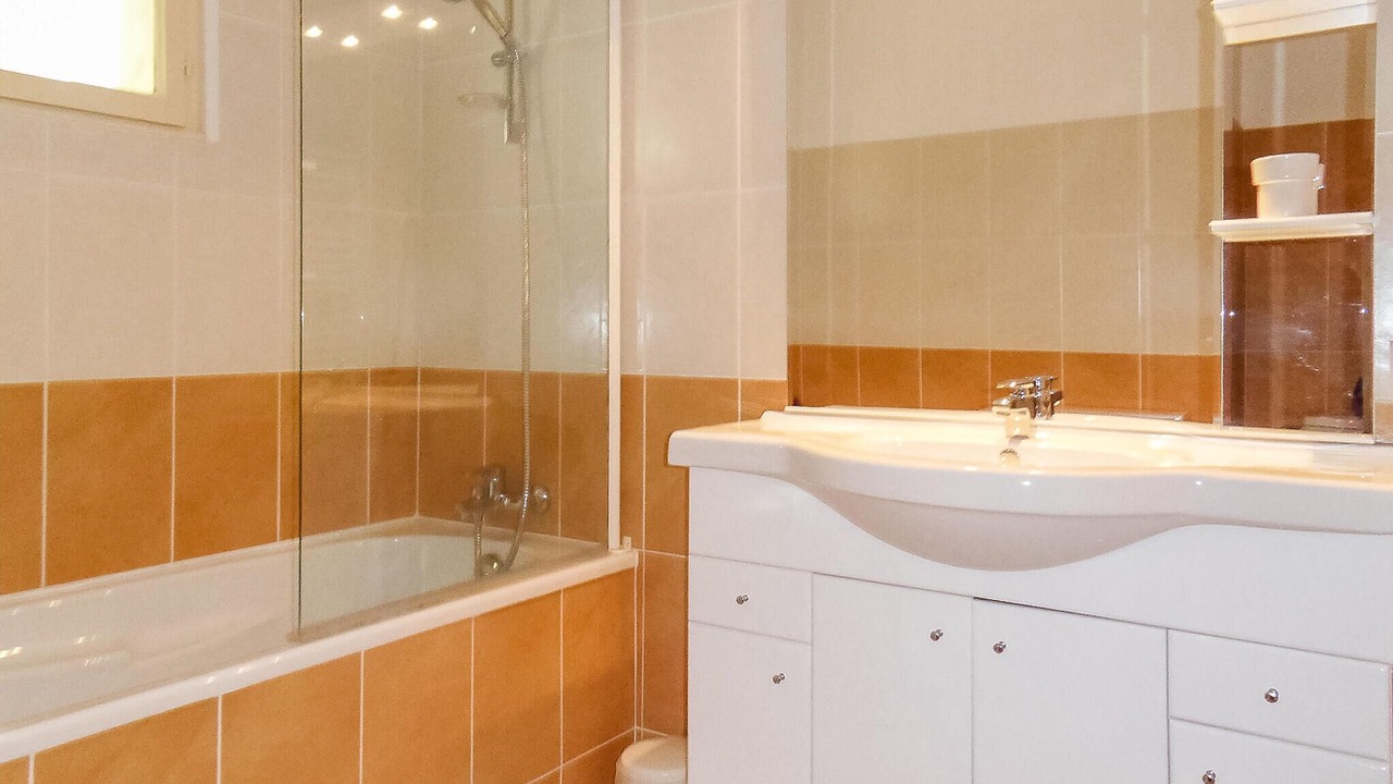 Photo of Bathroom in Pierrerue