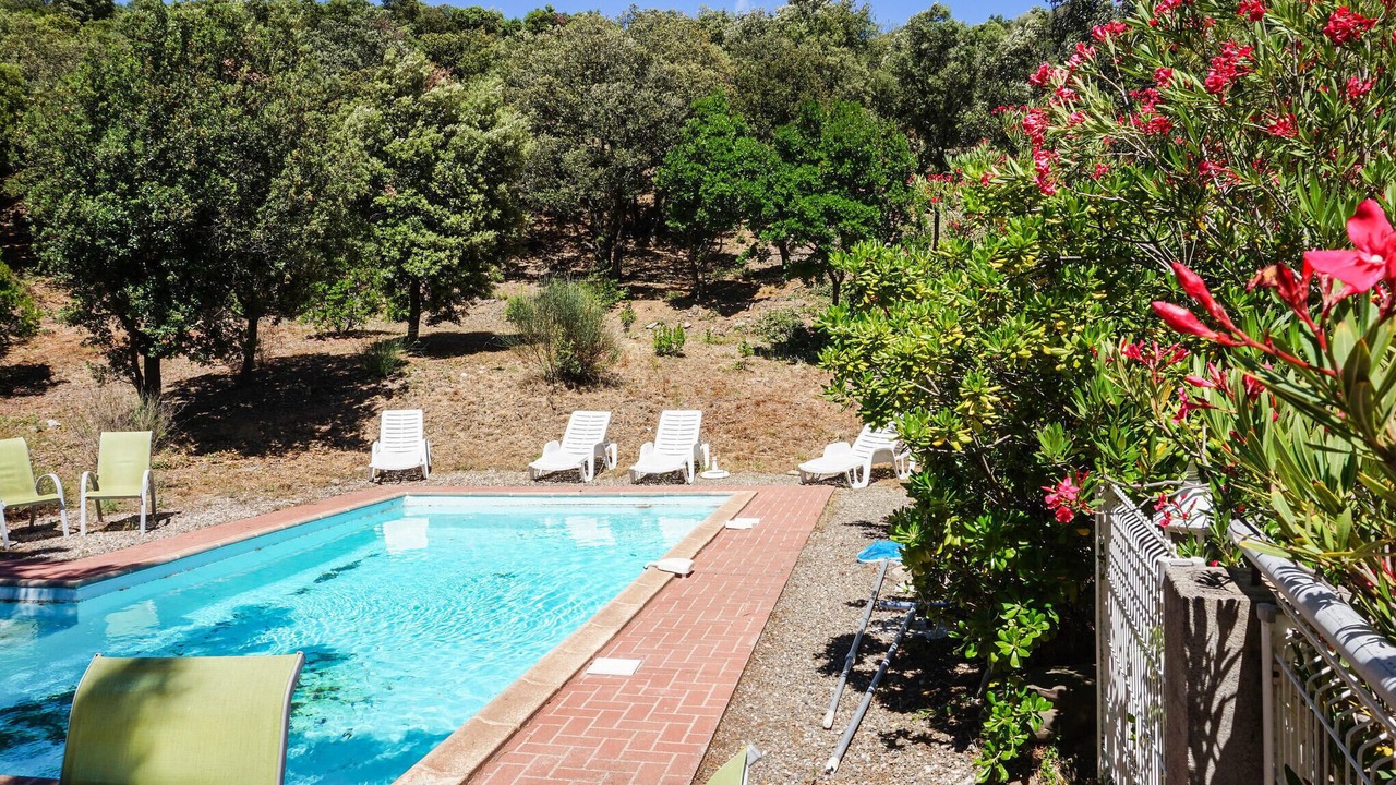 Photo of Outdoor in Pierrerue