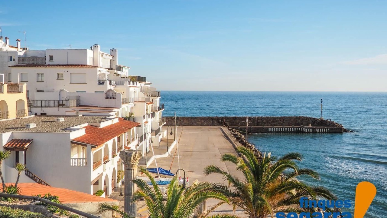 Photo of Outdoor in El Roc de Sant Gaieta