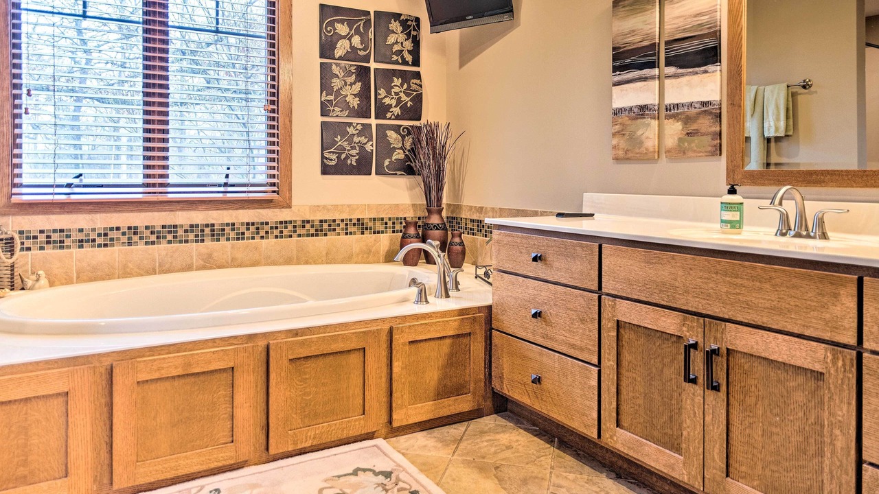 Photo of Bathroom in Effingham