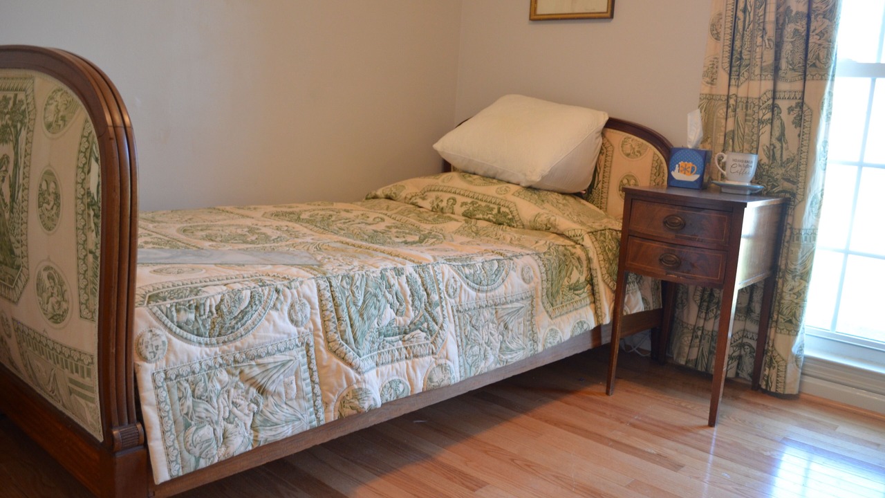 Photo of Bedroom in Woodland Hills