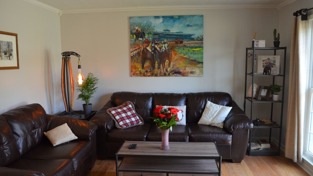 Photo of Livingroom in Woodland Hills
