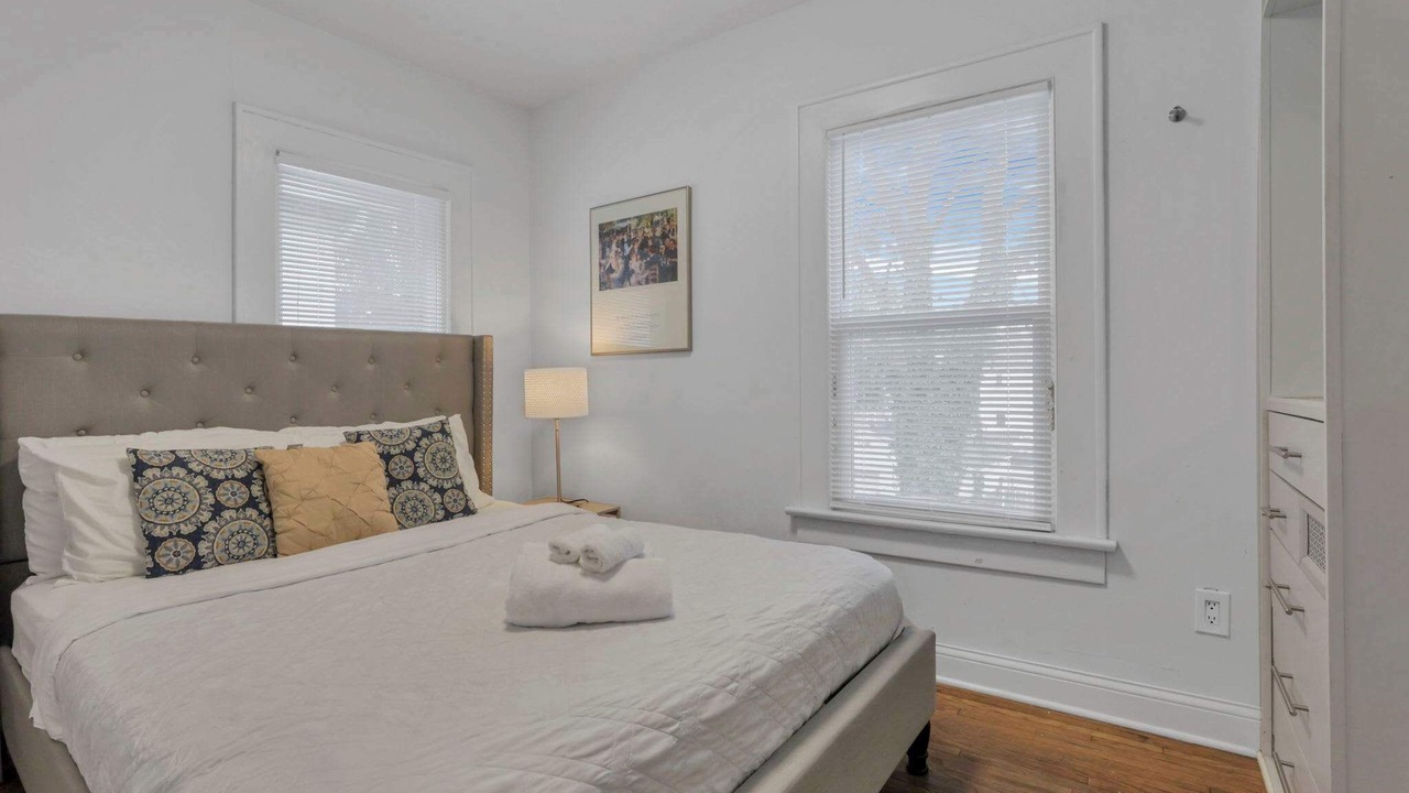 Photo of Bedroom in Old North Columbus