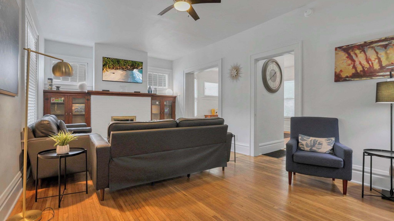 Photo of Livingroom in Old North Columbus