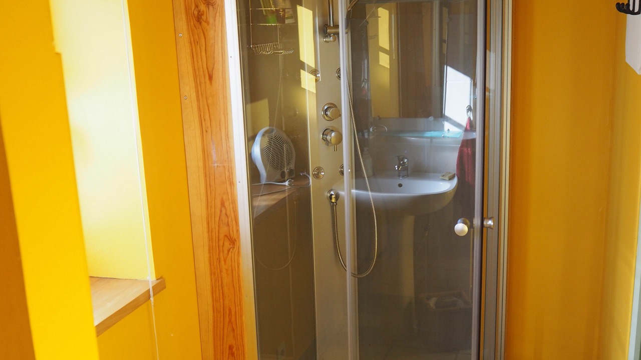 Photo of Bathroom in Varambon