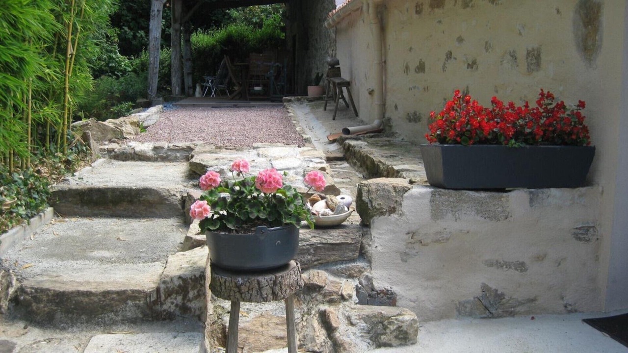 Photo of Outdoor in Saint-Laurent-de-la-Salle