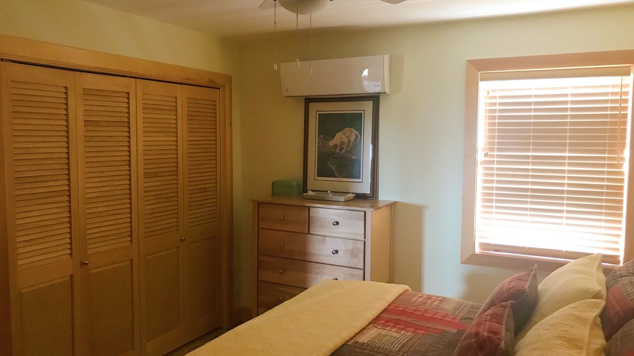 Photo of Bedroom in Green Gables