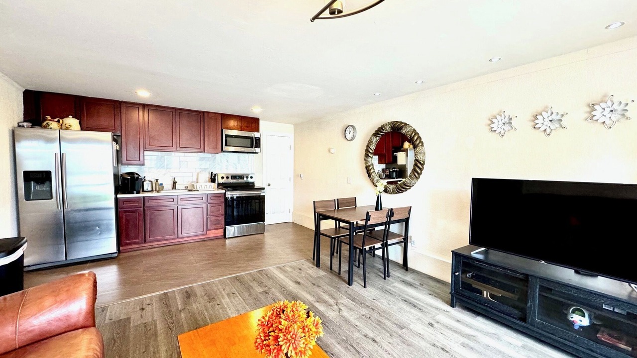 Photo of Livingroom in Westlake