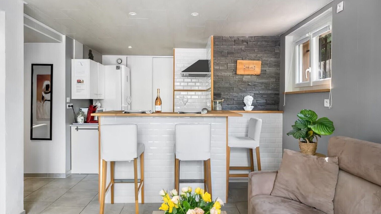 Photo of Livingroom in Cuers