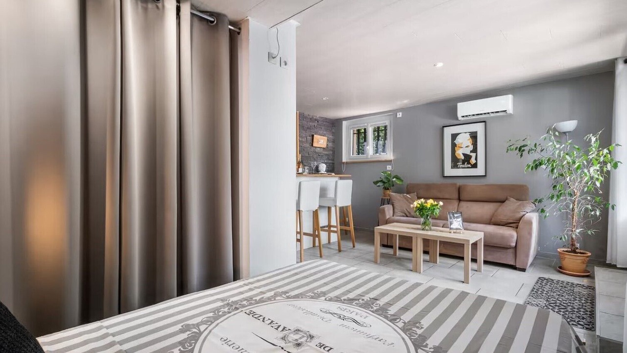 Photo of Others in Cuers