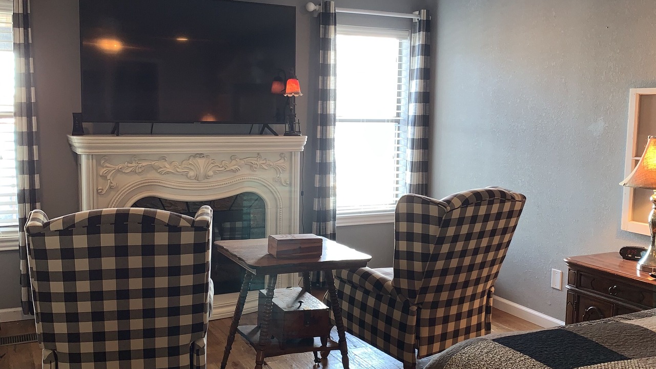 Photo of Bedroom in Granbury