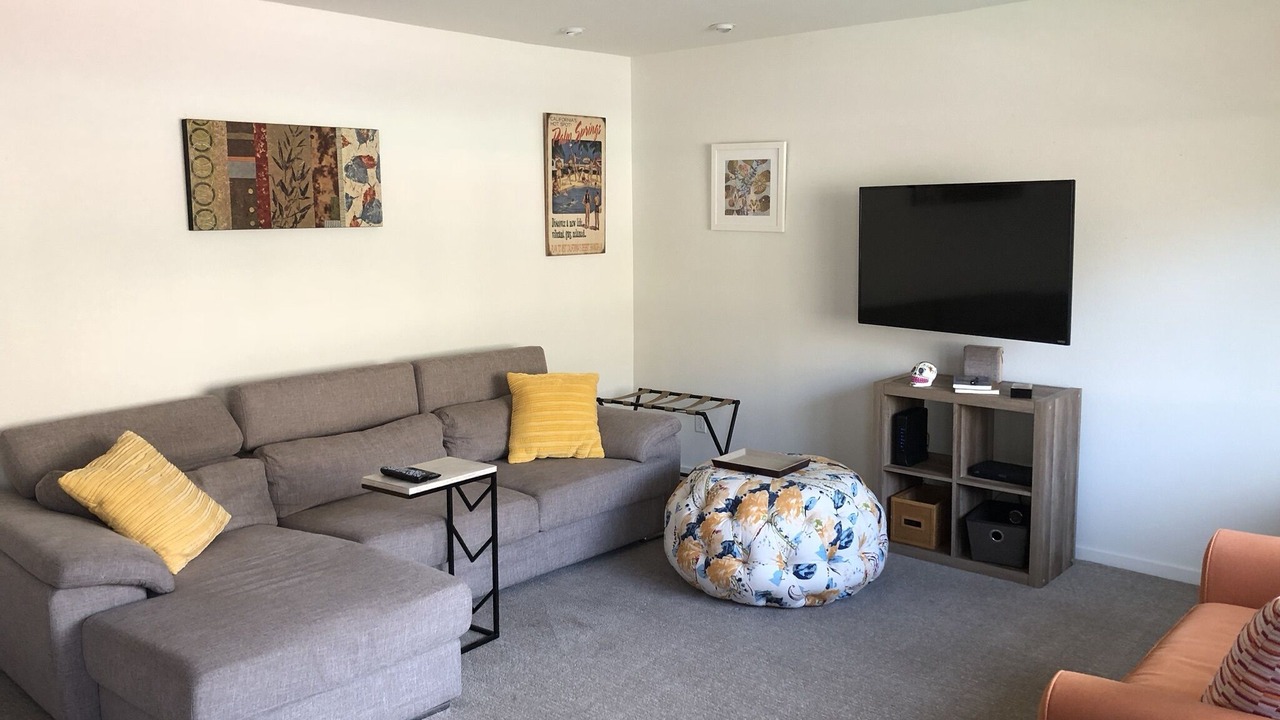 Photo of Livingroom in The Mesa