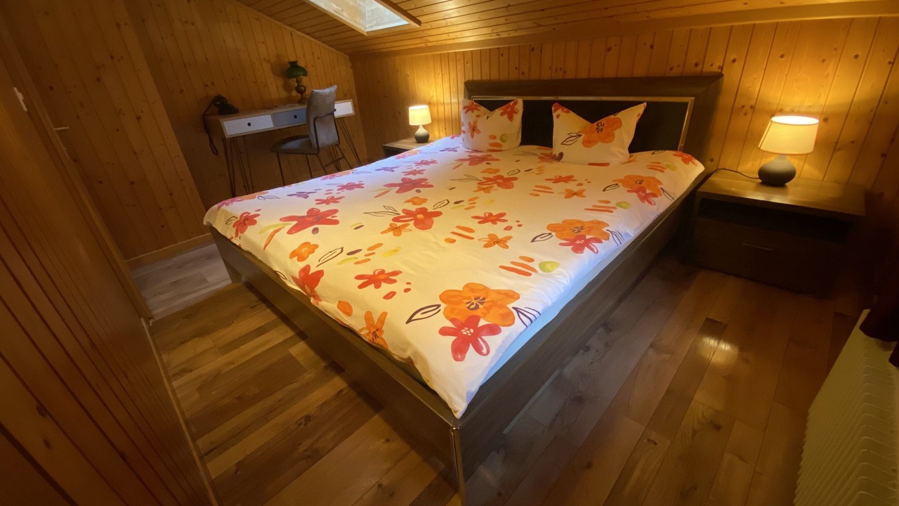 Photo of Bedroom in Burglauenen