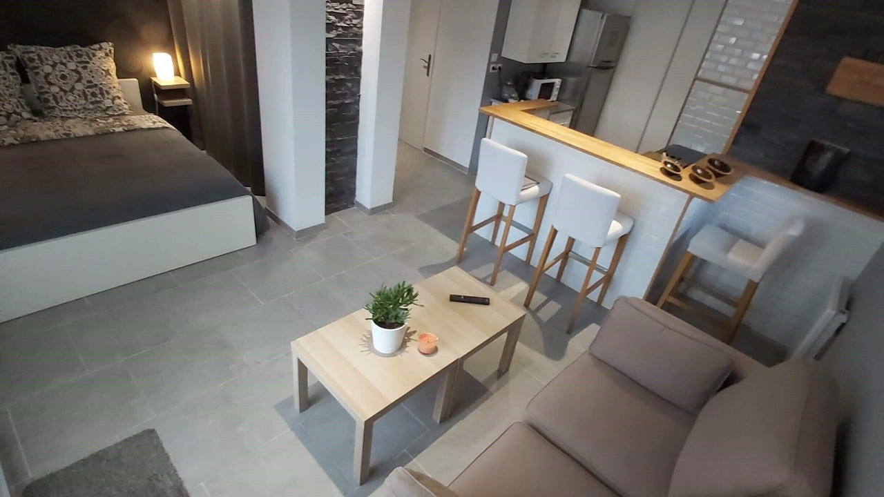 Photo of Bedroom in Cuers