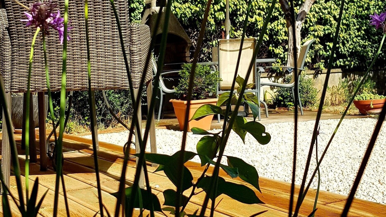 Photo of Outdoor in Cuers