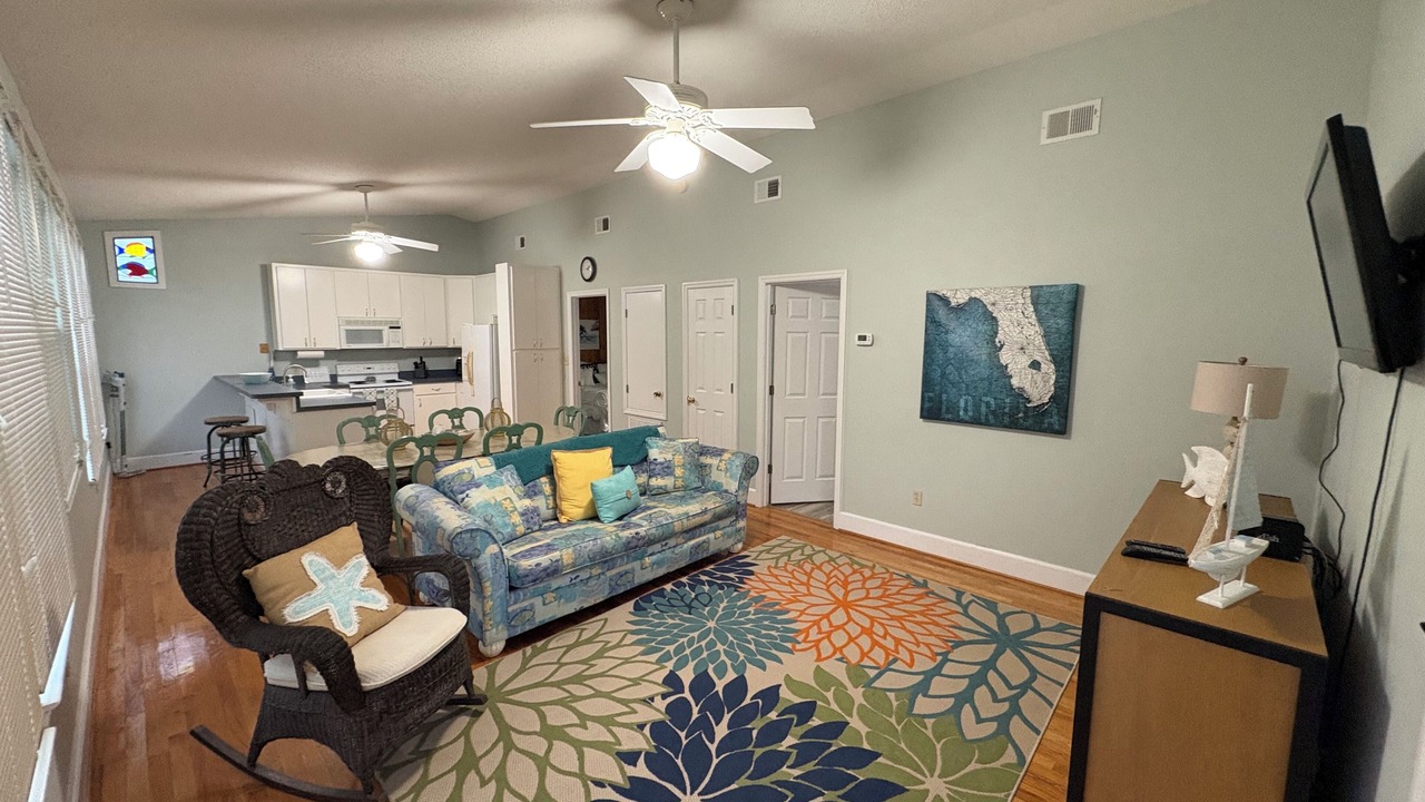 Photo of Bedroom in Panacea