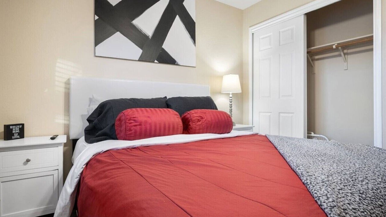Photo of Bedroom in Montopolis