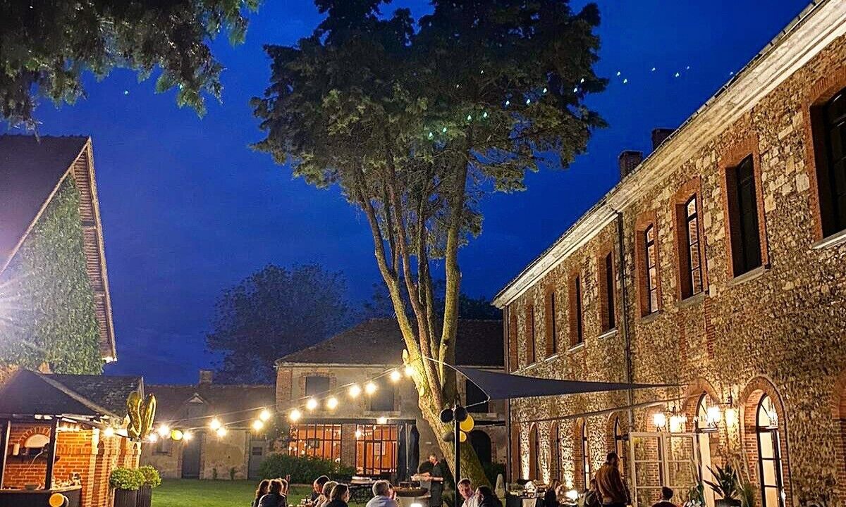 Photo of Outdoor in Charbonnieres