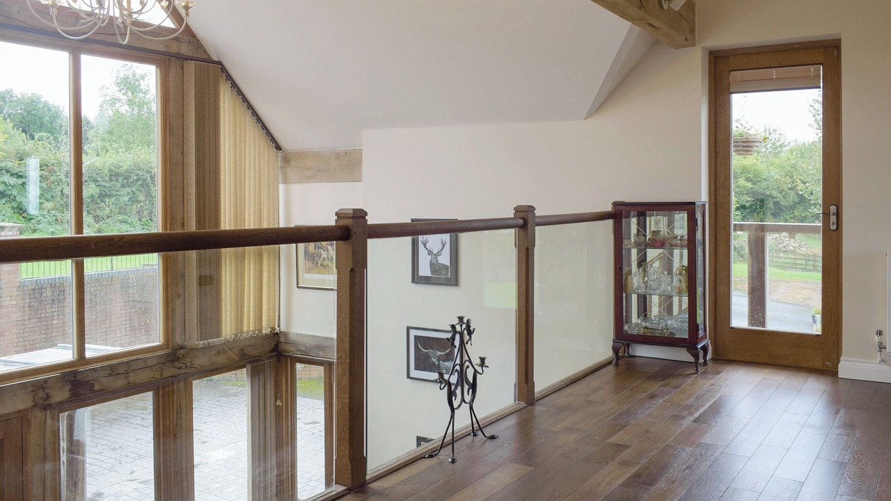 Photo of Patio Balcony in Hope under Dinmore