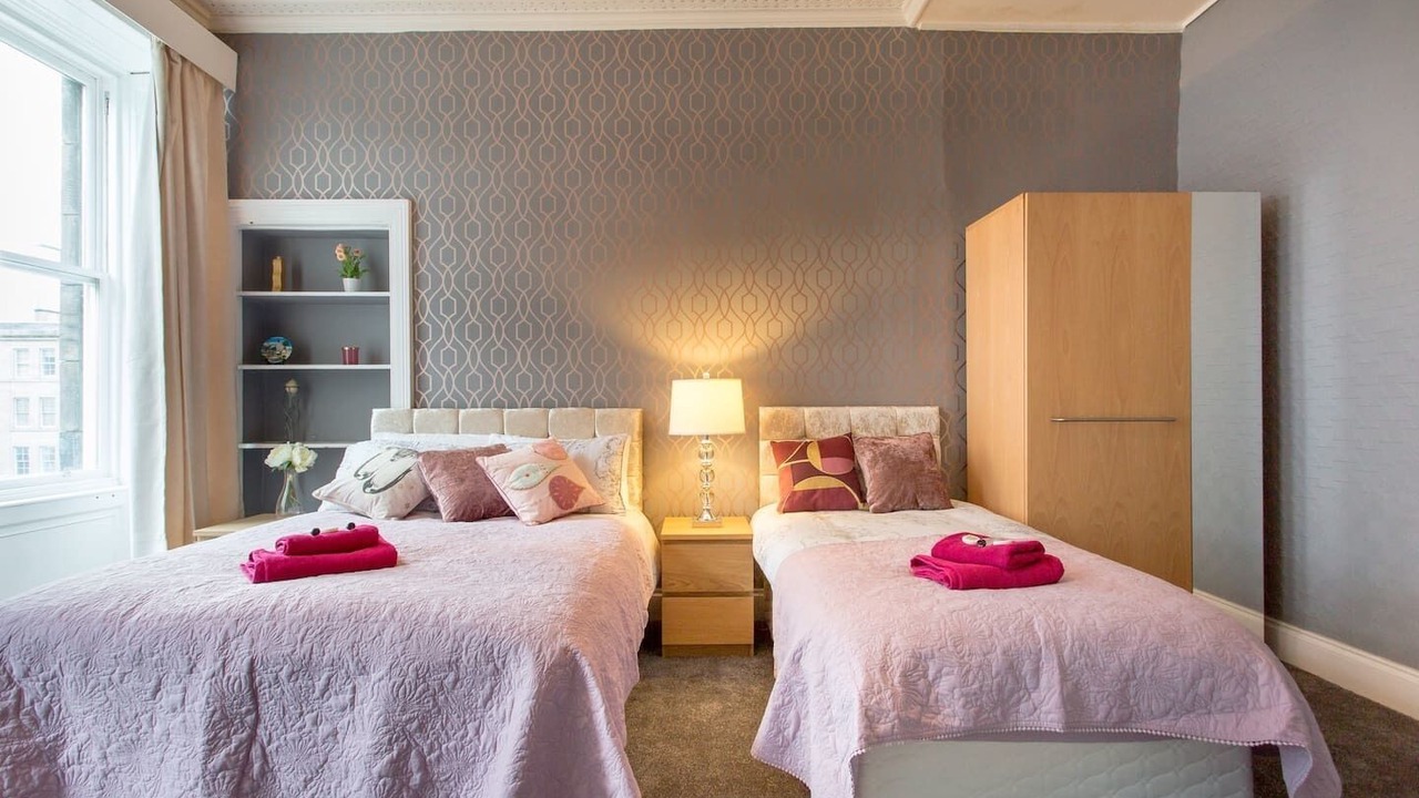 Photo of Others in Tollcross