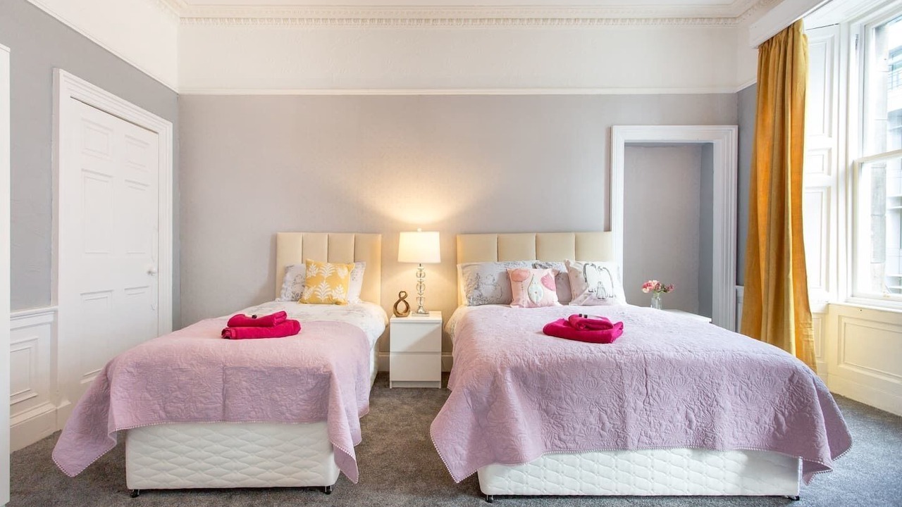 Photo of Others in Tollcross