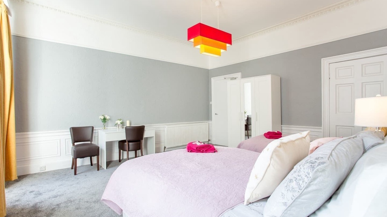 Photo of Others in Tollcross