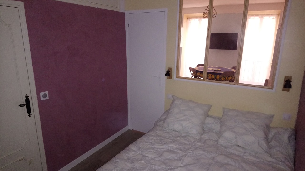 Photo of Bedroom in Old Town