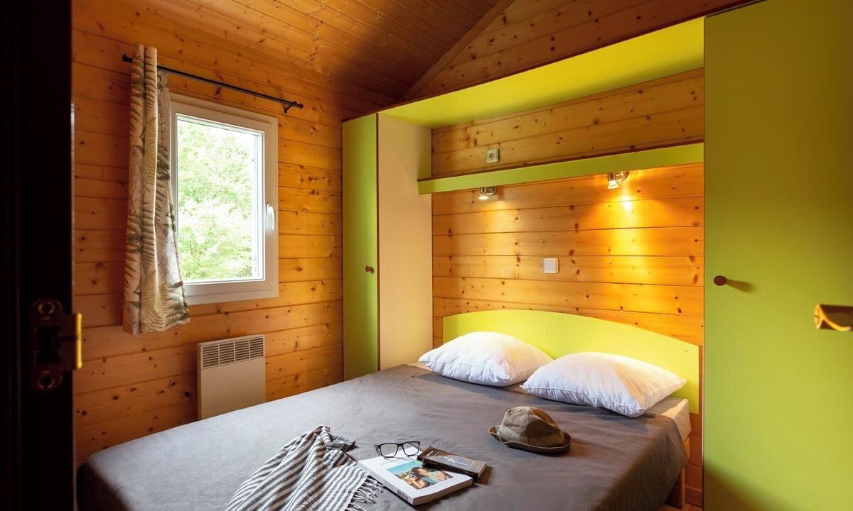 Photo of Bedroom in Saint-Alban-de-Montbel