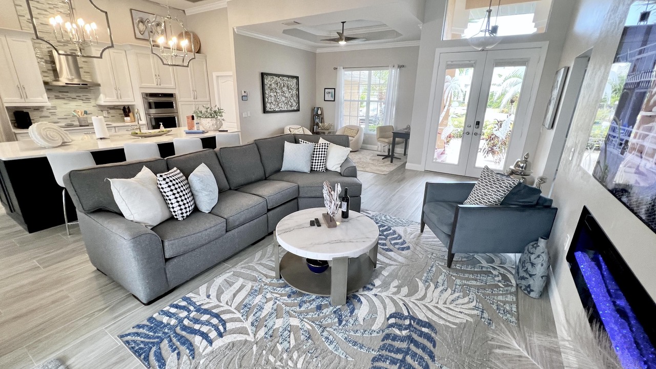 Photo of Livingroom in Eight Lakes