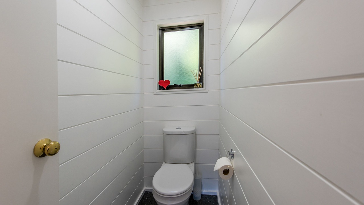 Photo of Bathroom in Surfdale