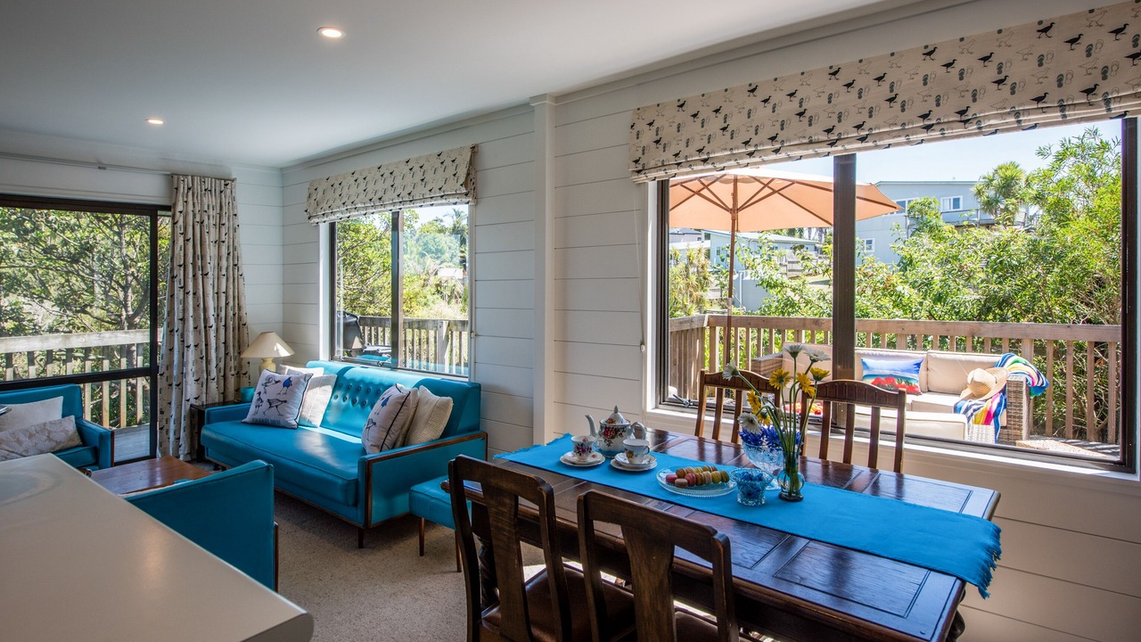 Photo of Livingroom in Surfdale