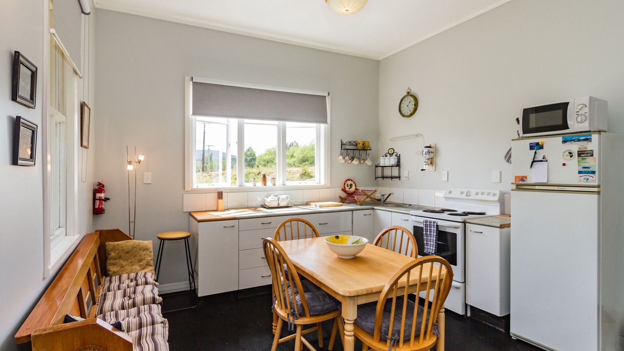 Photo of Kitchen in Raurimu