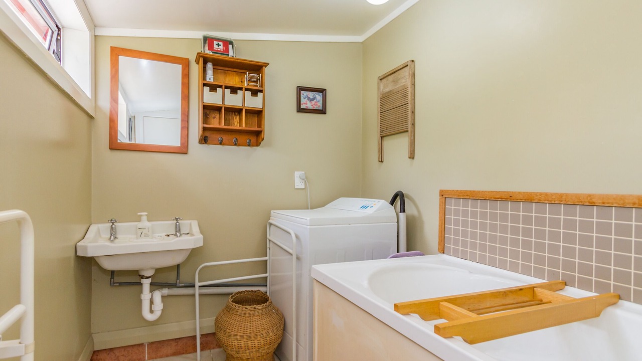 Photo of Bathroom in Raurimu
