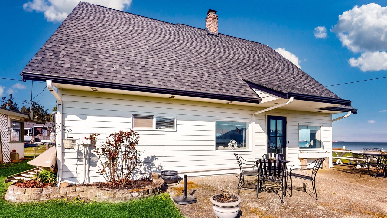 Photo of Outdoor in Bow