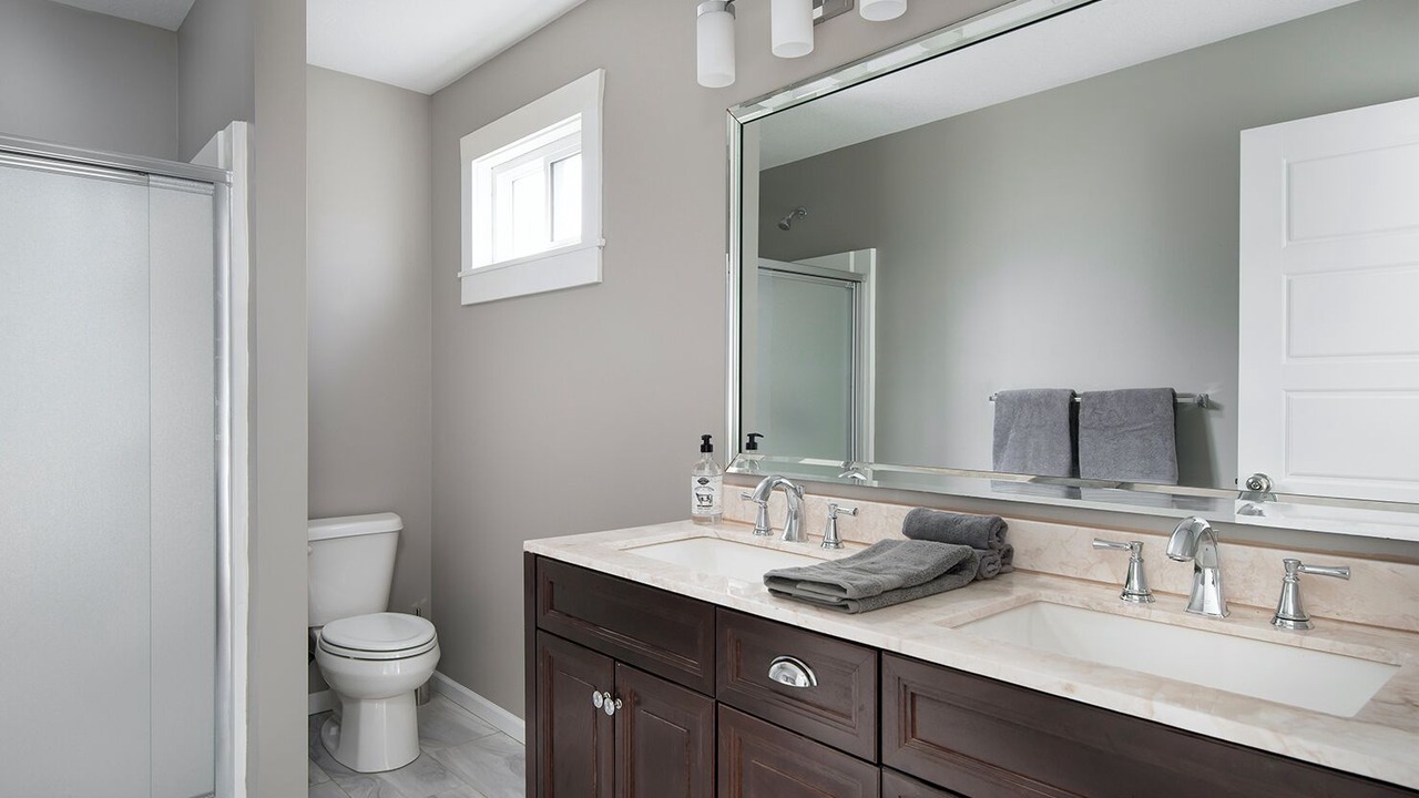 Photo of Bathroom in Ward Parkway
