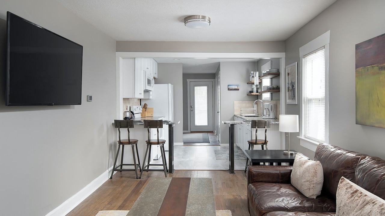 Photo of Livingroom in Ward Parkway