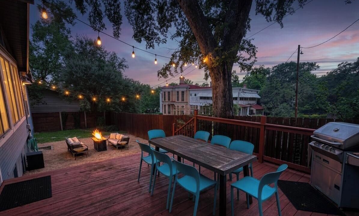 Photo of Outdoor in Clarksville
