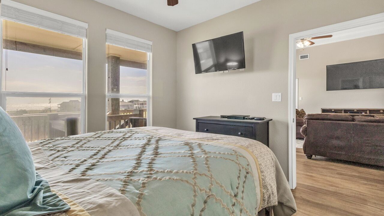 Photo of Bedroom in Port Bolivar
