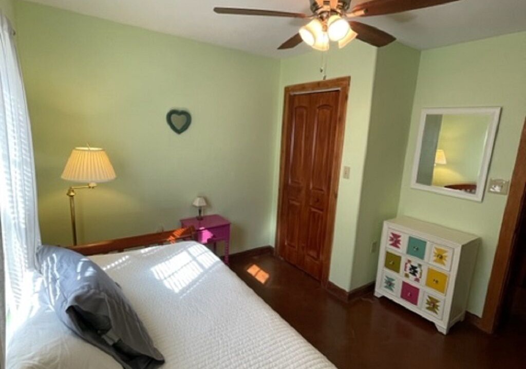 Photo of Bedroom in Canyon Lake