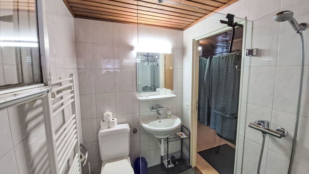 Photo of Bathroom in Ruschein