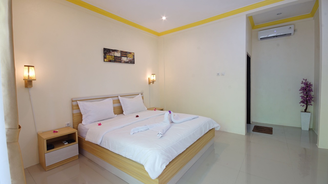 Photo of Bedroom in Selong Belanak