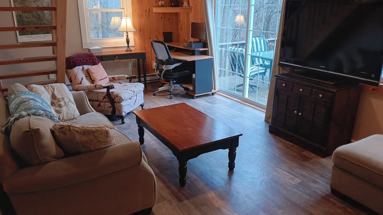 Photo of Livingroom in Milford